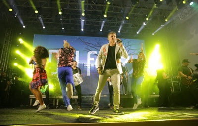 FOTOS: Del Feliz leva tradição ao encerramento do São João da Bahia no Pelourinho