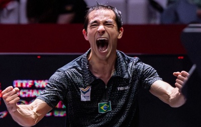 Hugo Calderano fica com prata inédita no Mundial de tênis de mesa