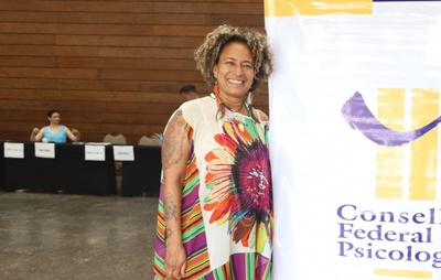 Baiana Alessandra Almeida assume presidência do Conselho Federal de Psicologia