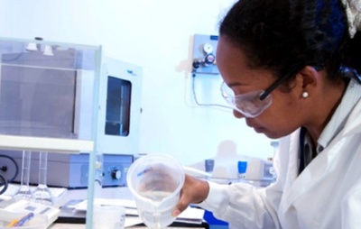 Governo regulamenta Lei da Pesquisa Clínica e mira triplicação de investimentos em inovação em saúde