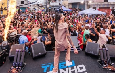 Novo audiovisual: Theuzinho grava com João Gomes, Thiago Aquino e Ana Catarina, em Feira de Santana