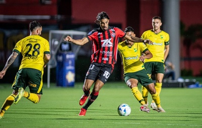 Vitória segue vivo na Sul-Americana após fechamento da 4ª rodada; veja cenário