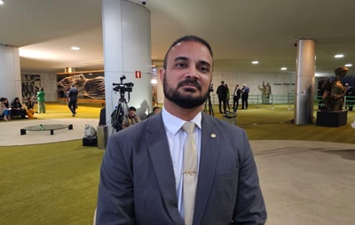 Oposição Bolsonarista em "Guerra" no Congresso: Deputado Capitão Alden Cobra Falta de Cumprimento de Acordos por Lira