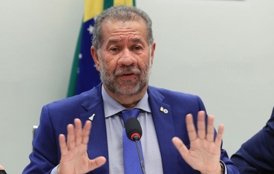Aliados do PDT dizem que Lupi deve deixar governo Lula
