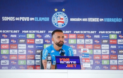Caio Alexandre foca em vitórias fora de casa e celebra 100 jogos pelo Bahia