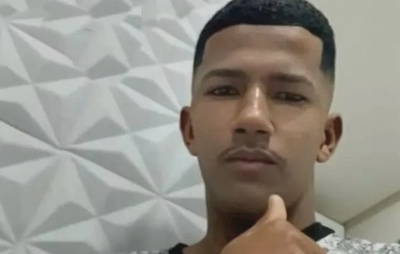 Jovem é assassinado a tiros em Cansanção; namorada adolescente fica ferida