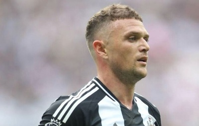 Nome de lateral do Newcastle é usado em conta de R$ 72 mil em clube de strip-tease