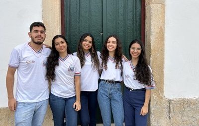 Estudantes de colégio do Sul baiano criam repelente natural para combater mosquito da dengue