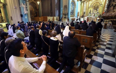 Orgulhosos, peruanos agora esperam que Prevost volte ao país como papa Leão 14