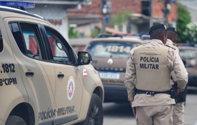 Suspeitos de furtos são presos pela PM na Boca do Rio, em Salvador