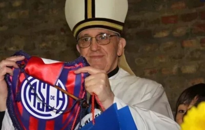 San Lorenzo se despede de Papa Francisco, torcedor histórico do clube argentino: "Adeus, obrigado e até sempre!"