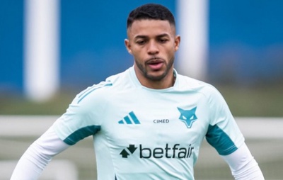 Cruzeiro desfalca-se de zagueiros e atacante para jogo decisivo contra Vitória pela Série A