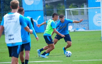 Elenco do Grêmio realiza preparação no CT do Bahia antes de encarar o CSA pela Copa do Brasil