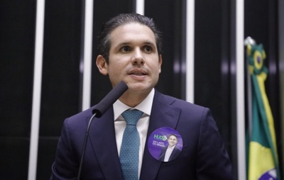 Presidente da Câmara descarta anistia ampla e irrestrita e critica atuação de Eduardo Bolsonaro no exterior