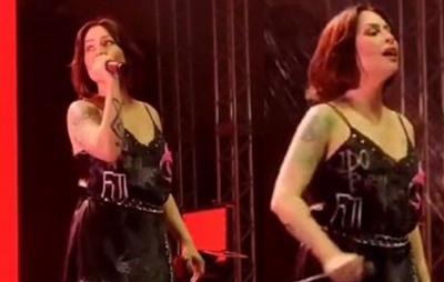 VÍDEO: Mulher arremessa bebida em Pitty durante show e cantora dá bronca