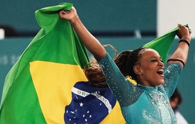 Rebeca Andrade prioriza saúde e abandona provas de solo na ginástica artística