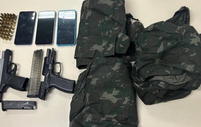 Dupla com mandado de prisão em aberto é detida pela Cipe Central em Jequié