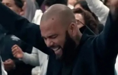 Daniel Alves surge como pastor evangélico na Espanha após caso de agressão sexual