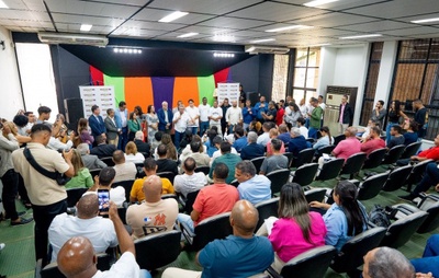Camaçari assina ordem de serviço e retoma transporte público com sistema emergencial