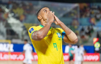 Brasil estreia com vitória na Copa do Mundo de Beach Soccer