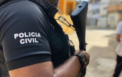 Golpes de Emprego e Ingressos Falsos: Mulher é Presa em Salvador por Estelionato