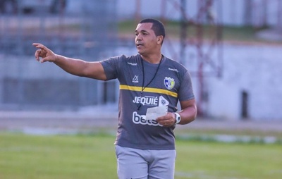 Erivaldo Oliveira destaca entrega dos atletas do Jequié em momento de boa fase: "Fruto de muito trabalho"