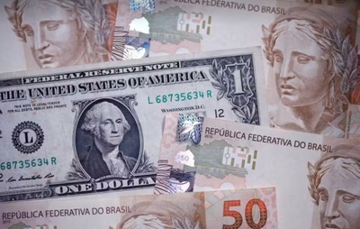 Dólar e Bolsa caem após ataques dos EUA ao Irã