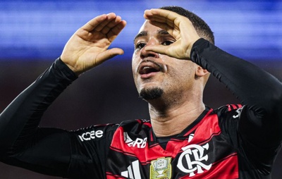 "Chama o Samu!": Flamengo ironiza canto da torcida do Vitória após goleada histórica no Maracanã