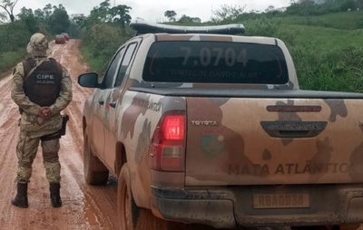 Carga de cacau avaliada em R$ 400 mil é roubada no Extremo Sul baiano; motorista e ajudante foram feitos de reféns