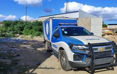 Homem em situação de rua é morto a tiros em bairro Queimadinha, em Feira