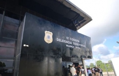 Cobrador é morto a tiros na frente do ponto de trabalho em Valença