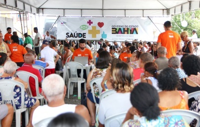 Serviços de saúde são oferecidos gratuitamente em feira na Cidade Baixa, em Salvador