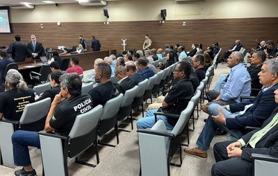 TJ-BA: Voto de Minerva impede plano de cargos e salários para polícias civil e técnica da Bahia; sindicato recorrerá