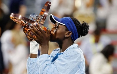Victoria Mboko, 18 anos, Conquista Título Histórico no WTA 1000 de Montreal em Virada Surpreendente