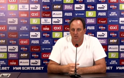 Rogério Ceni rasga elogios para Everton Ribeiro: “Ele é diferente de tudo”