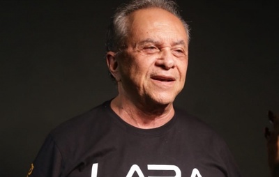 Flávio José traz clássicos do forró e diz que cantar no Pelourinho é "reencontro com a cultura"