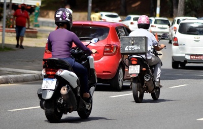 Transalvador promove treinamento gratuito de pilotagem segura para motociclistas