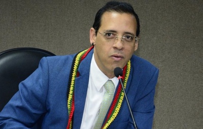 Deputado protocola PL para adequar escolas da rede estadual da Bahia ao novo Ensino Médio