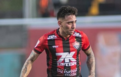 Gustavo Mosquito sofre lesão no adutor e aumenta lista de desfalques do Vitória