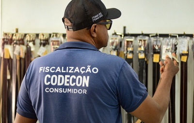 Operação Dia dos Pais 2025: Codecon fiscaliza comércio de Salvador contra práticas abusivas