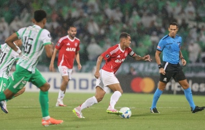 Inter perde para o Atlético Nacional e Grupo F da Libertadores fica embolado