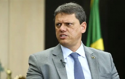 Tarcísio quer acelerar a liberação de emendas a deputados em ano eleitoral