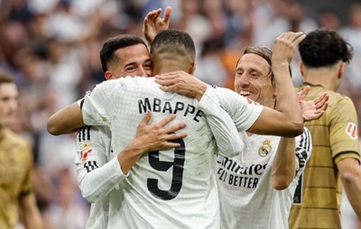 Mbappé se aproxima da Chuteira de Ouro com dois gols na vitória do Real Madrid