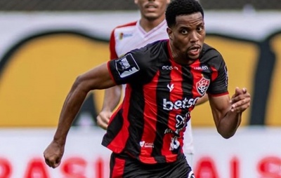 Ex-atacante do Vitória é afastado do Mirassol: "Fui surpreendido"