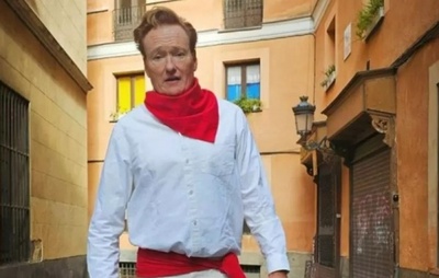 Comediante Conan O'Brien vai apresentar a cerimônia do Oscar em 2025