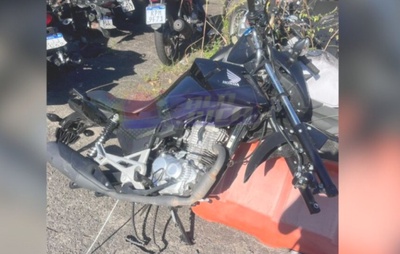 Moto Recuperada com Chassi Raspado é Depredada em Pátio de Delegacia em Salvador; Dono Cobra Responsabilidade