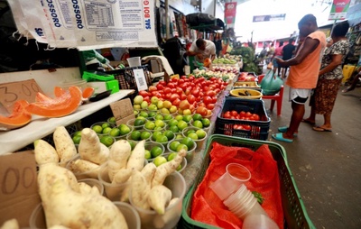 Cesta básica tem queda de preço em Salvador no mês de abril