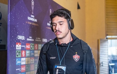 Bola rolando! Acompanhe em tempo real Universidad Católica x Vitória pela Sul-Americana