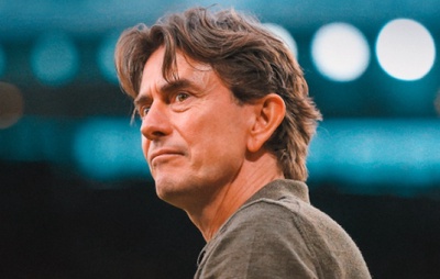 Tottenham anuncia Thomas Frank como novo técnico até 2028