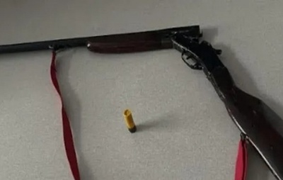 Homem procurado pela justiça há 34 anos é preso com espingarda em Macaúbas